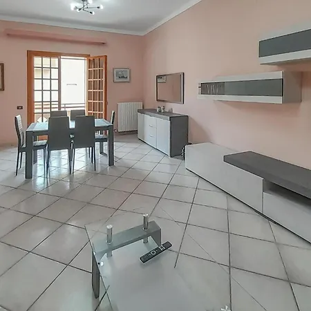 Cozy In With Wifi 度假居 *